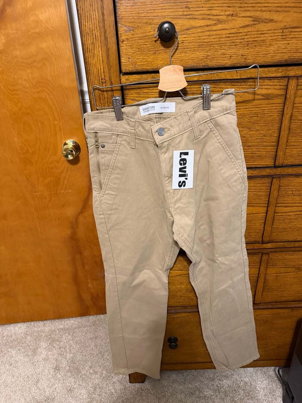 Signature by Levi Strauss & Co. Men's S67 Athletic Hybrid Chino Pants 28x30 Khak